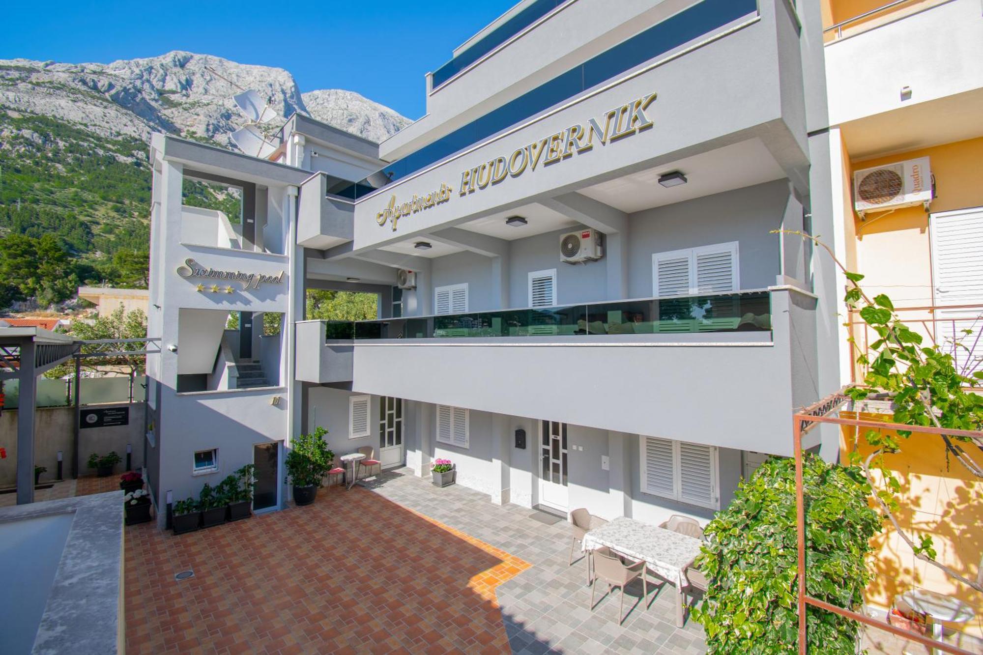 Apartments Hudovernik 바스카보다 외부 사진